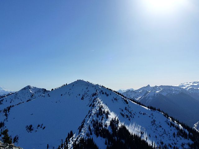 "Crystal Mountain WA" by ZhengZhou - Own work. Licensed under CC BY-SA 3.0 via Commons - https://commons.wikimedia.org/wiki/File:Crystal_Mountain_WA.JPG#/media/File:Crystal_Mountain_WA.JPG